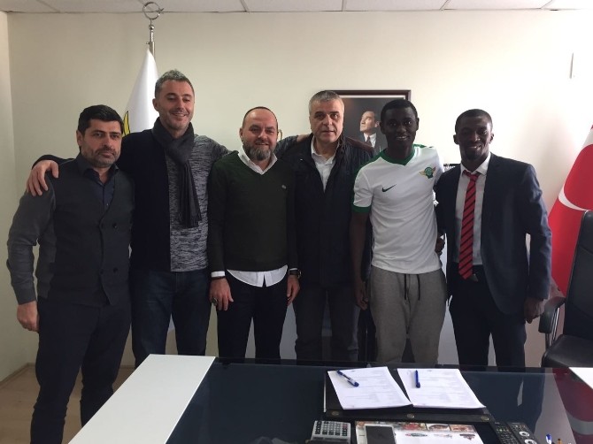 Akhisar Belediyespor, Enoch Kofi Adu’yu transfer etti
 Manisa Akhisar Spor_Haberleri