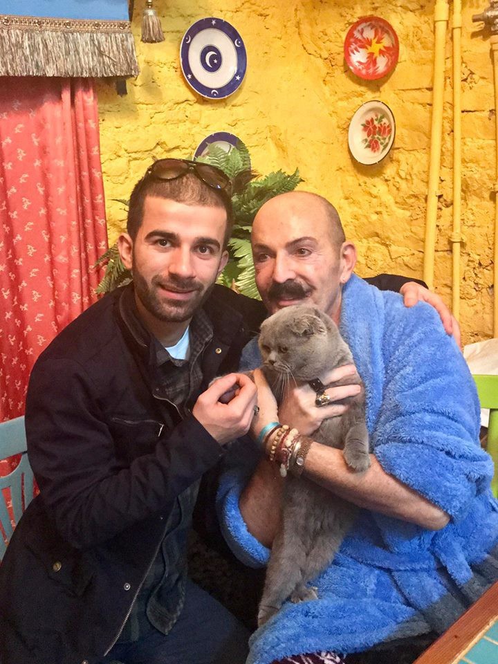   Magazin_Haberleri - Cemil İpekçi’nin kayıp kedisi satılık ilanında bulundu
