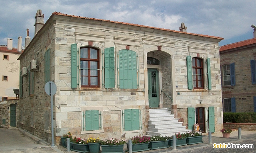 Foça Taş Evler İzmir Foça Tarihi Yerler