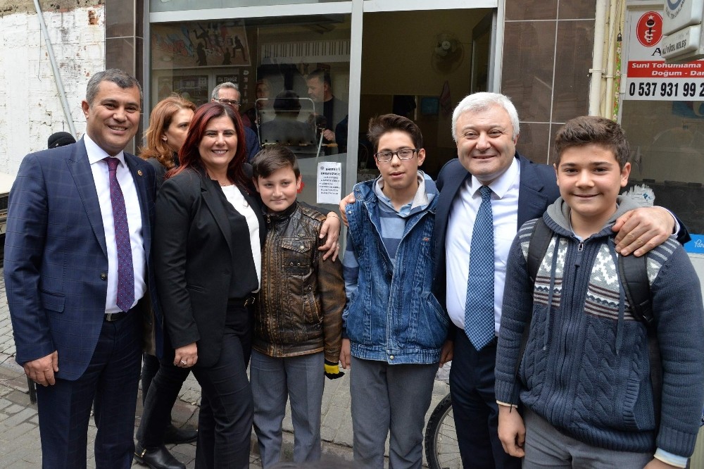 Aydn ine Yerel_Haberler - Bakan eriolu, ine esnaf ve oda bakanlarn ziyaret etti
