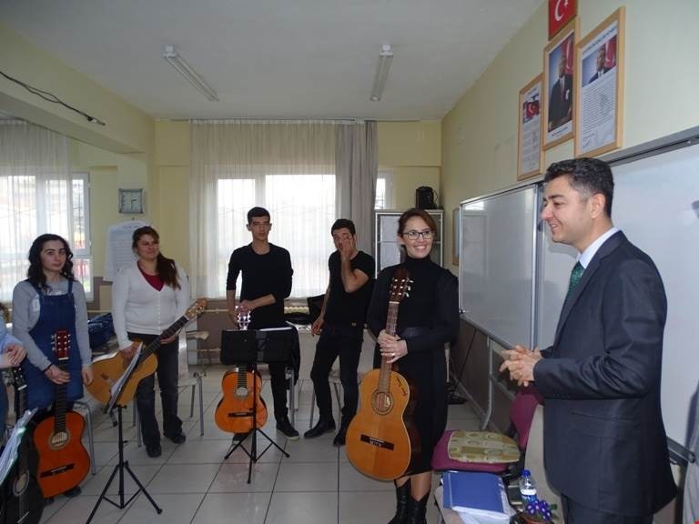 Aydn ncirliova Yerel_Haberler - Kaymakam Src, halk eitim kurslarn ziyaret etti
