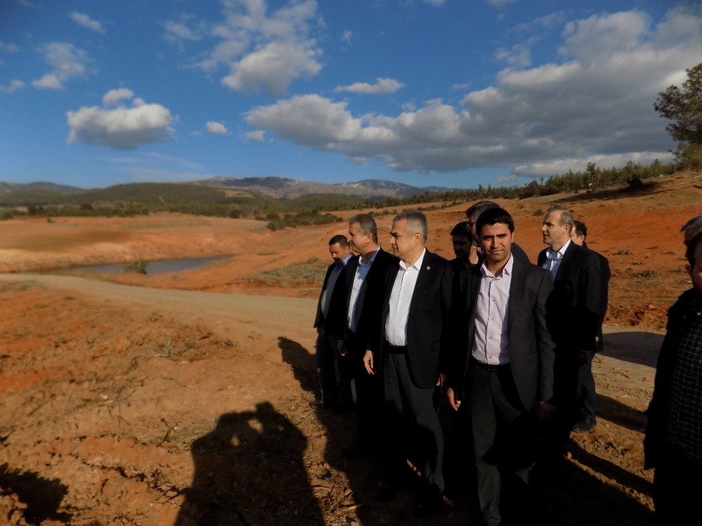 Aydn Karacasu Yerel_Haberler - AK Partili Sava Karacasuda incelemelerde bulundu
