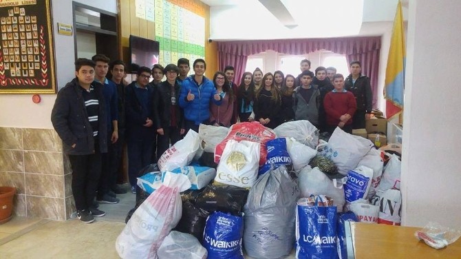 Denizli Acpayam Yerel_Haberler - Acpayaml rencilerden Halepe destek
