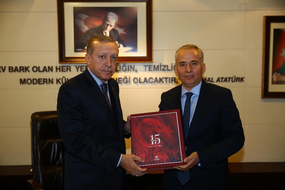 zmir  Genel_Haberler - Denizlinin 15 Temmuz An Defteri Klliyede
