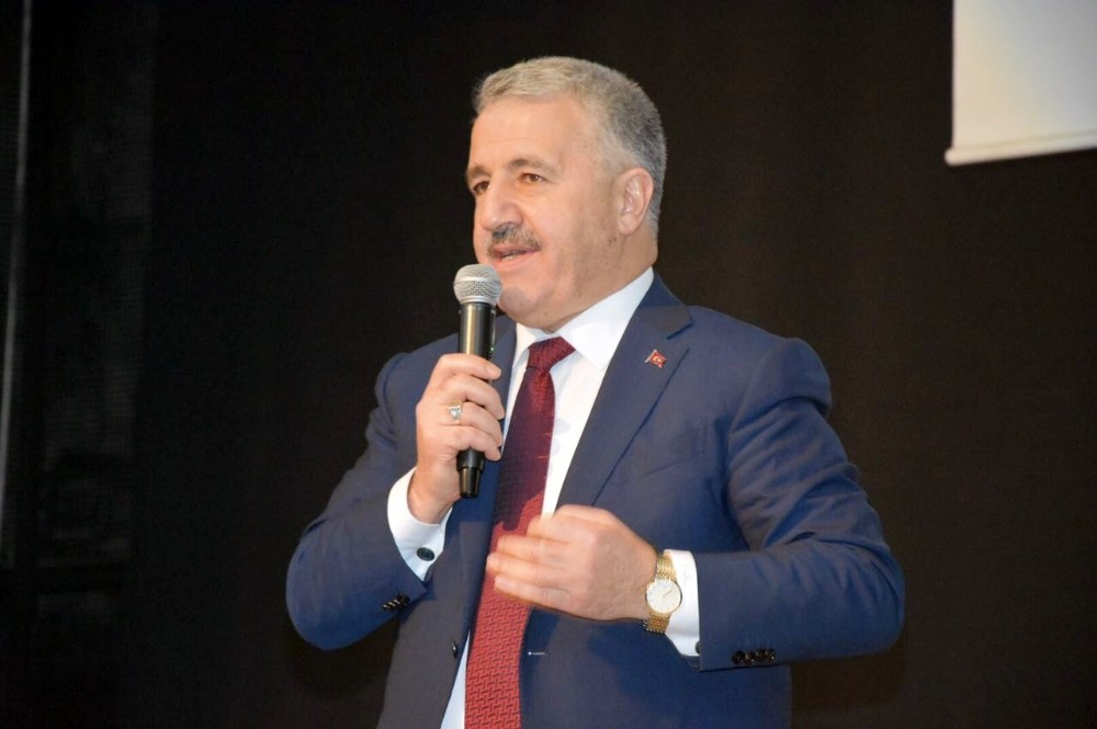 zmir Karabalar Politika_Haberleri - Ulatrma Bakan Arslan: Eskisi gibi Trkiyeye rol bienlerin izinden gitmeyeceiz
