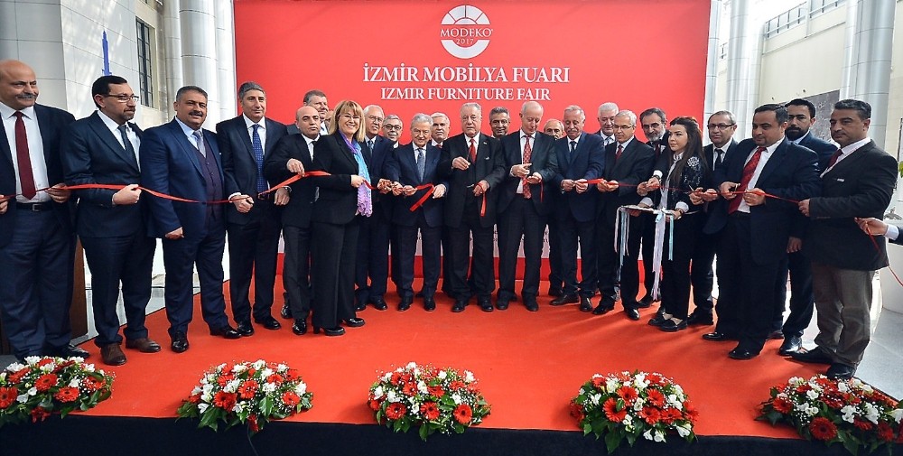 zmir Karabalar Ekonomi_Haberleri - Modeko zmir Mobilya Fuar kaplarn at

