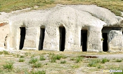Bayat Eerli Kaya Kilisesi