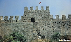 Bozdoan Kreteke Kalesi