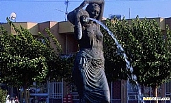 Alaehir Sarkz Heykeli